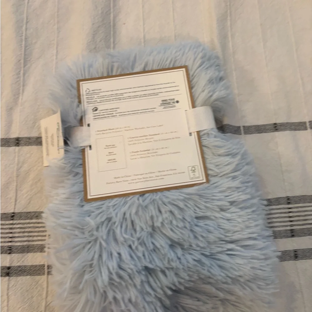 1‎ Pottery Barn Teen Fluffy Luxe Standard Sham